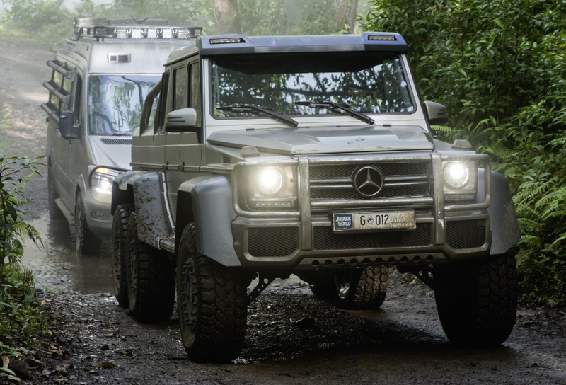 Illustration for article titled Jurassic World Has A Massive Off-Road Ambulance For Sick Dinosaurs